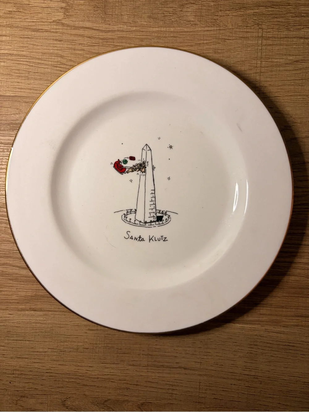 1999 Merry Masterpieces First Edition Christmas Travel Plates Set of 8 Gold